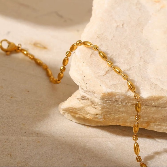 18K Gold Plated Beaded Bracelet - Picture 6 of 8